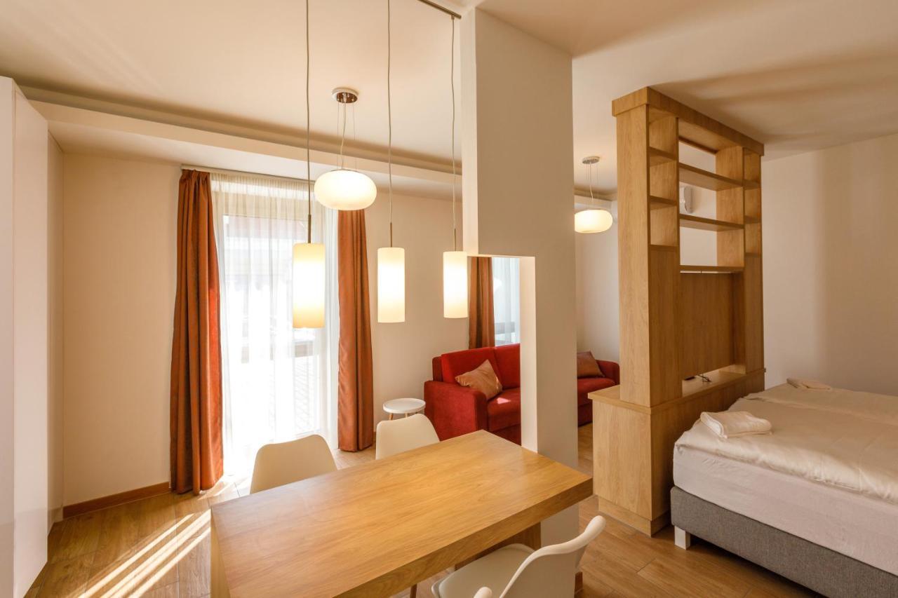 La Bella Centrum Apartmanok Piros/Sarga Hévíz 외부 사진